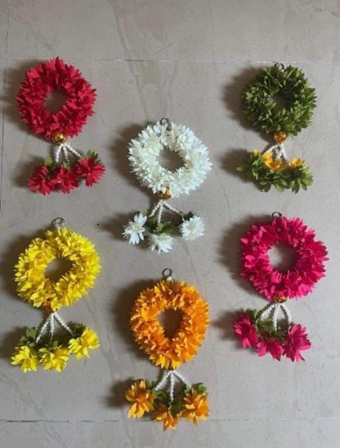 Sharu Space Loop Hangings with Pearl Bunch - 1pc_0