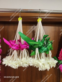 Sharu Space Pearl Parrot Hanging Pair