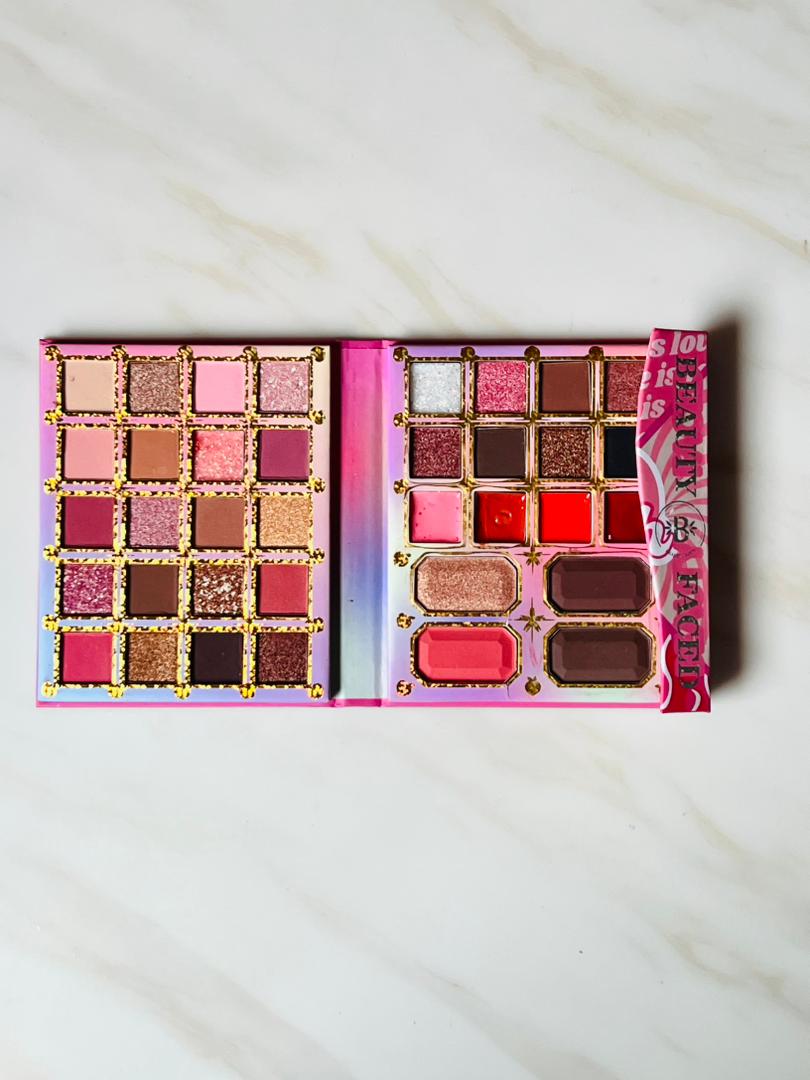 Beauty Faced Eyeshadow Makeup Set