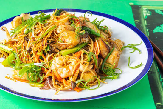 Seafood Noodles