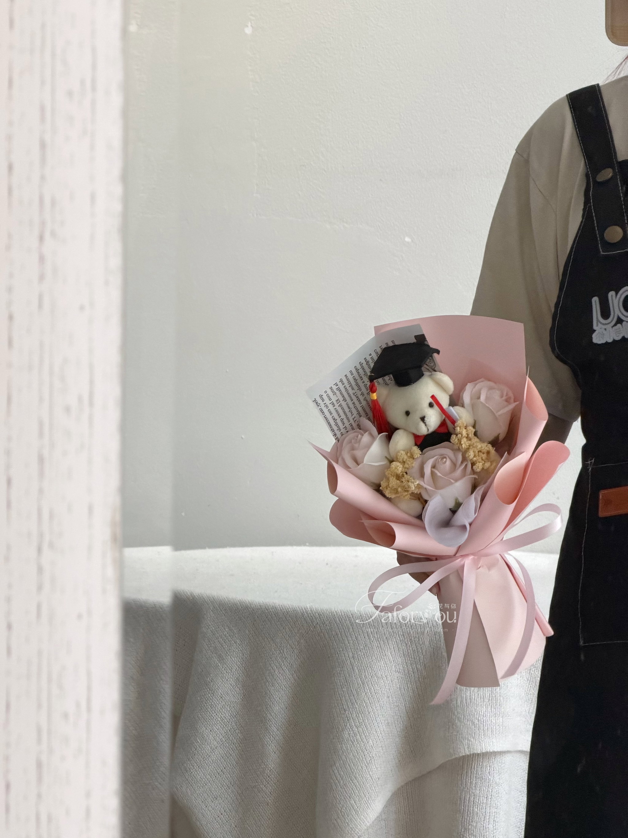 (GB020) Graduation Bear 3 Stalk Soap Rose Bouquet _1