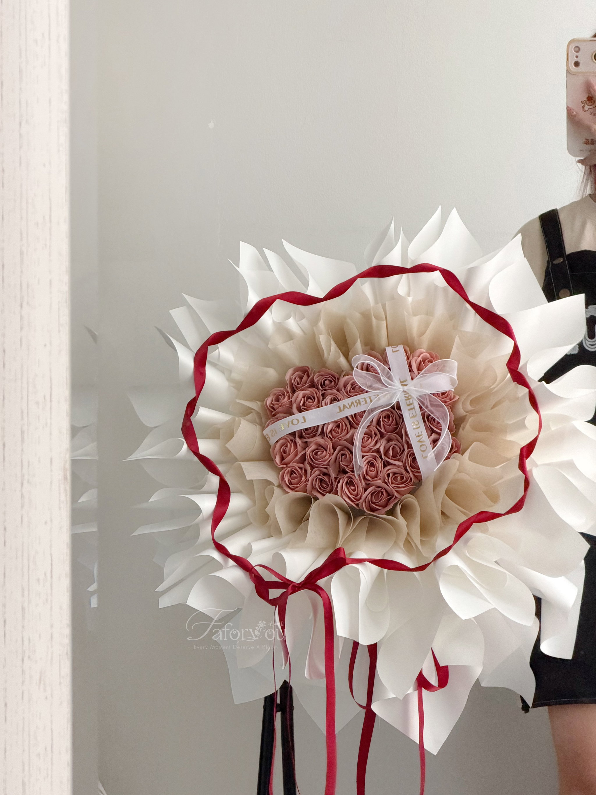 33 Stalk Hearts-Shaped Soap Rose Bouquet  _1