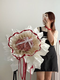 33 Stalk Hearts-Shaped Soap Rose Bouquet  