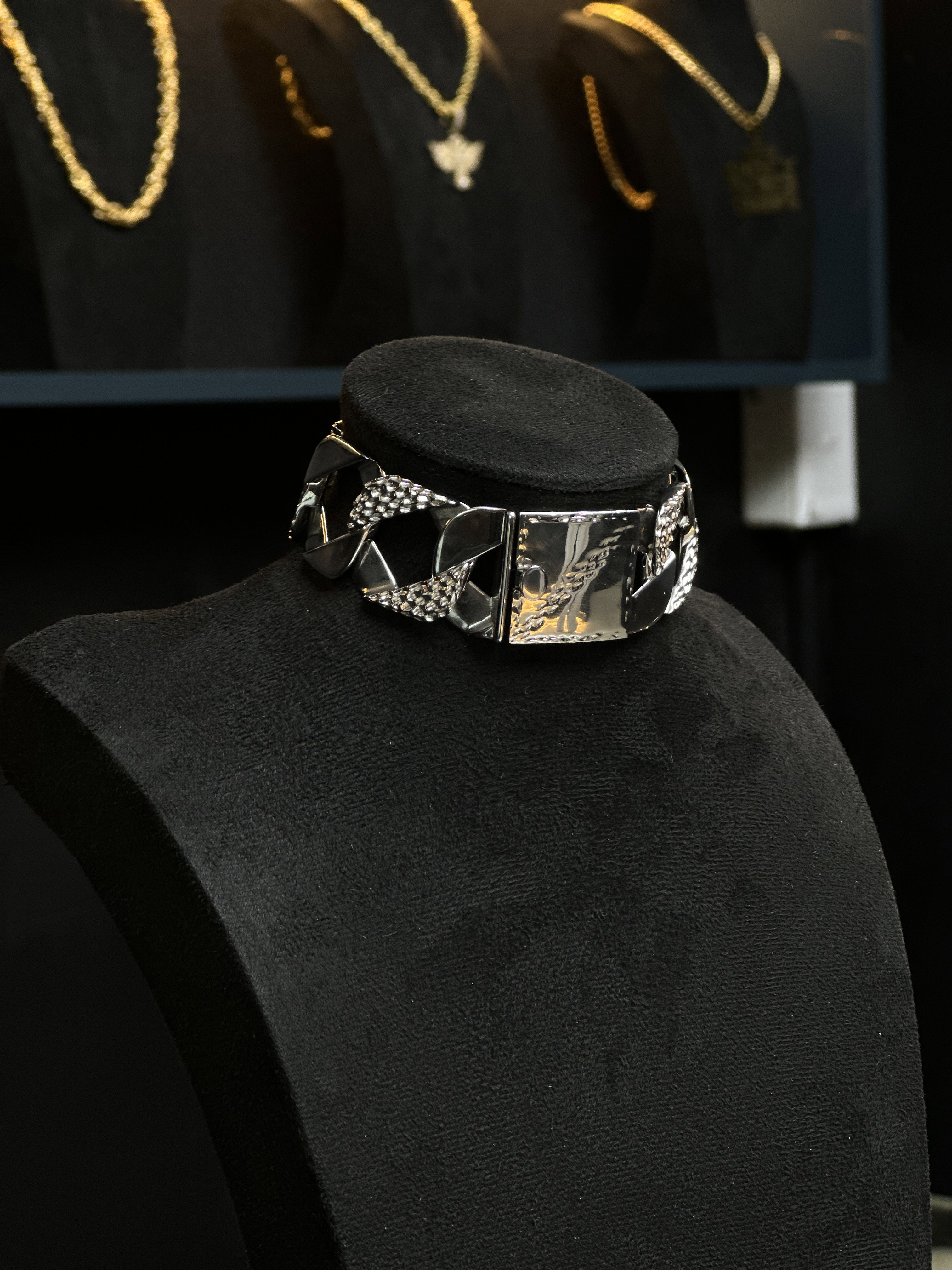 Men’s flat link handchain 