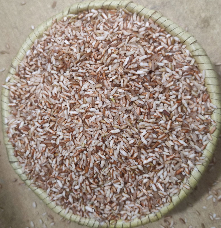 পাহাড়ি লাল বিনি চাল