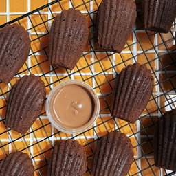 Premium Madeleines