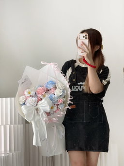 Soft Cloud Soap Flower Bouquet