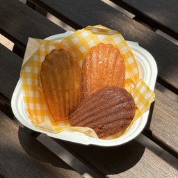Trio Madeleines