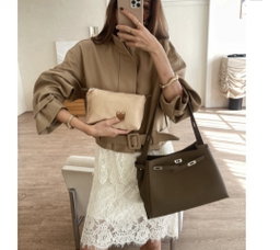 CROSSBODY HANDBAG
