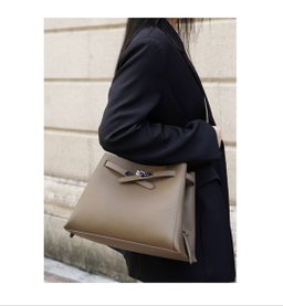 CROSSBODY HANDBAG