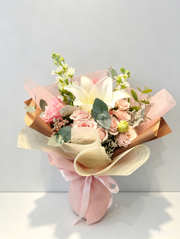 RF Warm Neutral Embrace (White Lily) - FB2616