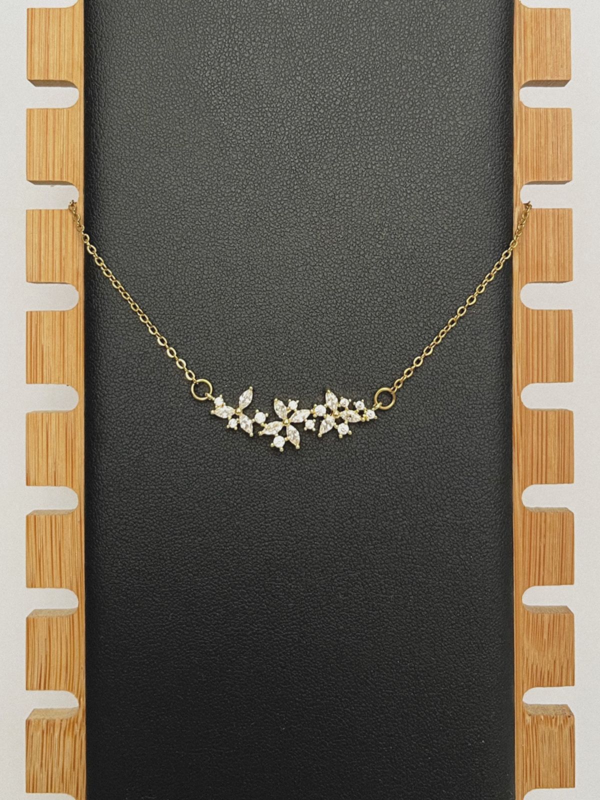 Floral Cluster Pendant_0