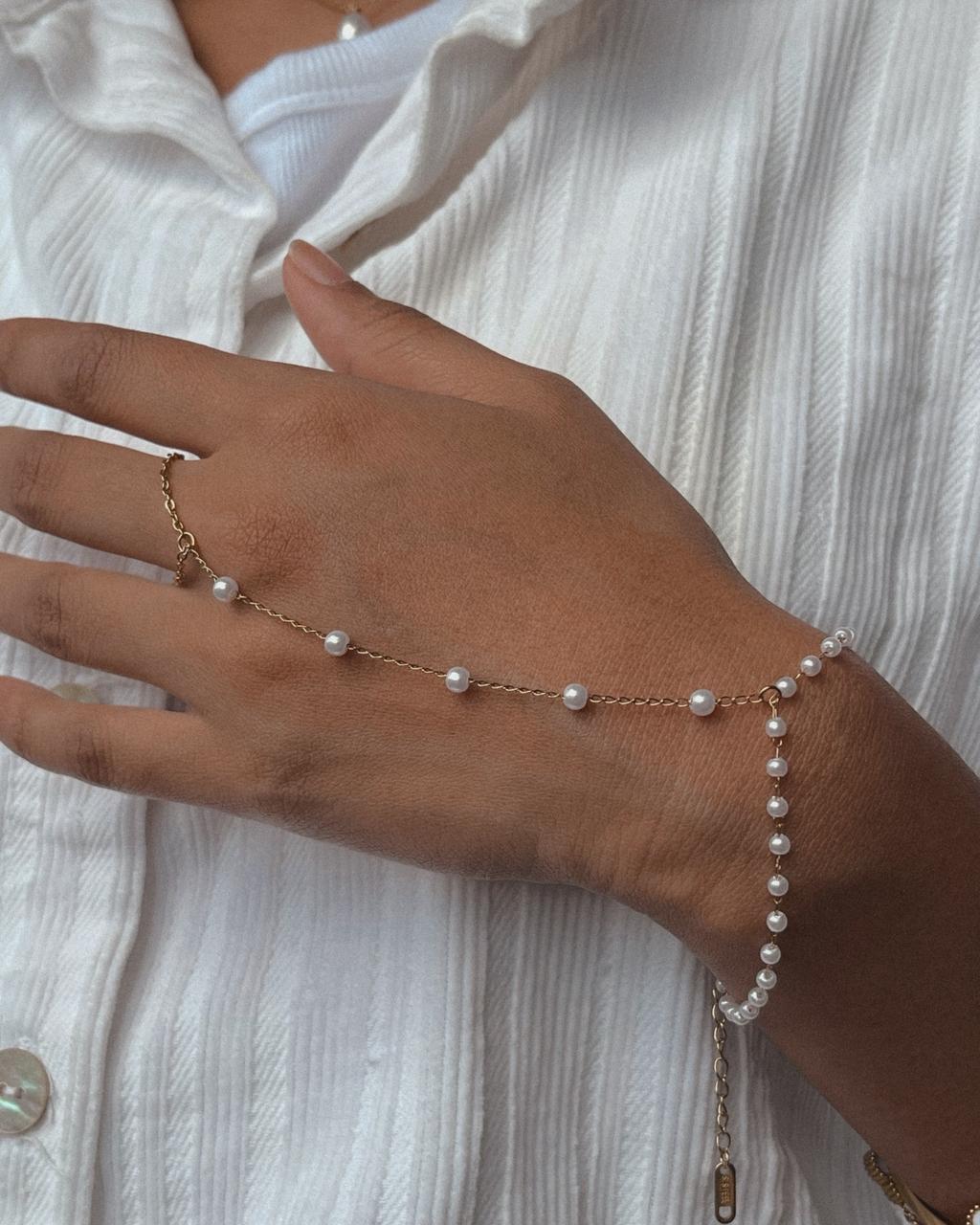 Pearl Hand Chain 