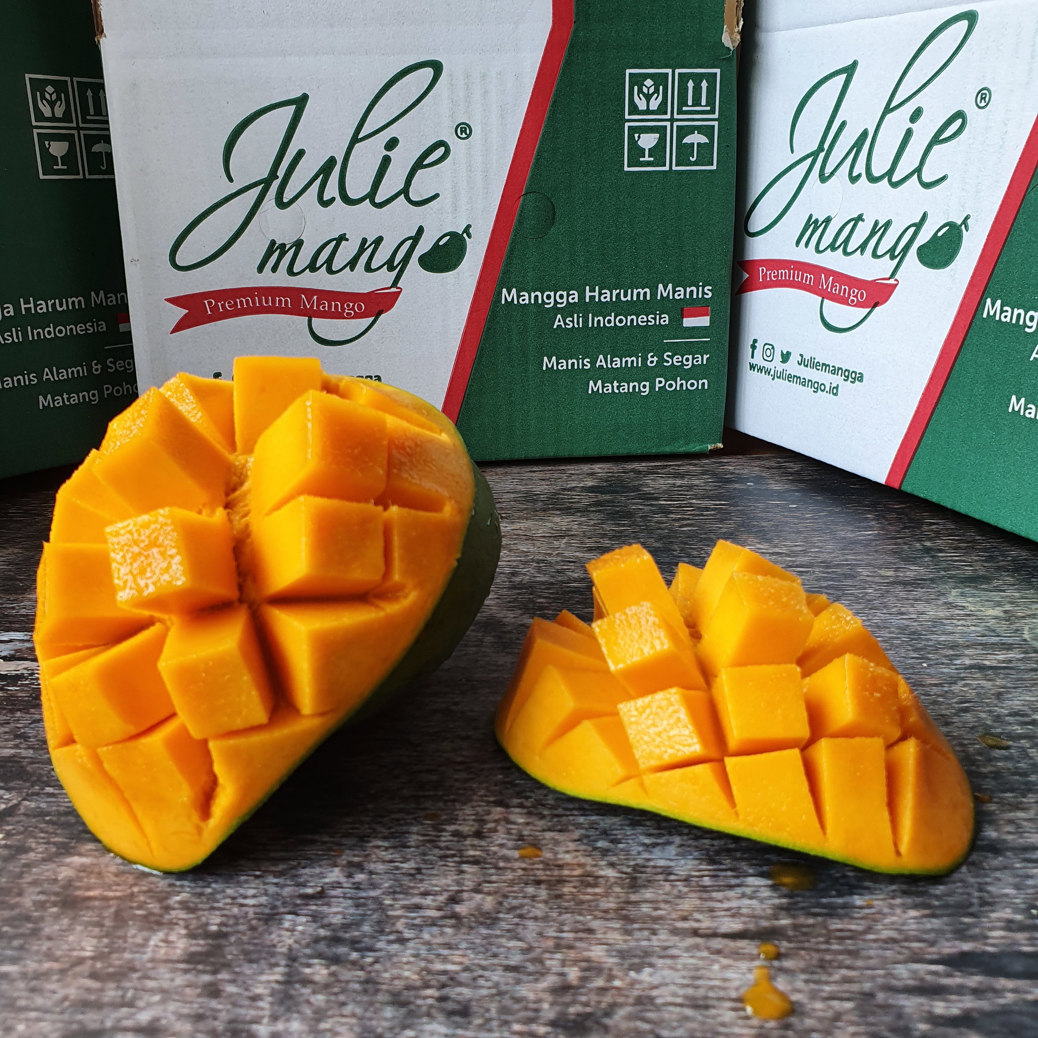Mangga Matang Pohon Berat 5Kg Isi 12pcs_0