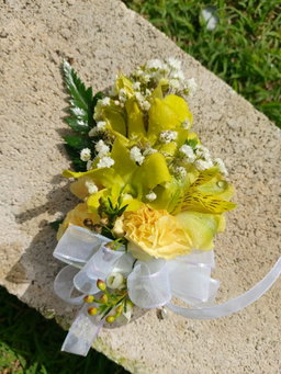 Pin Corsage 