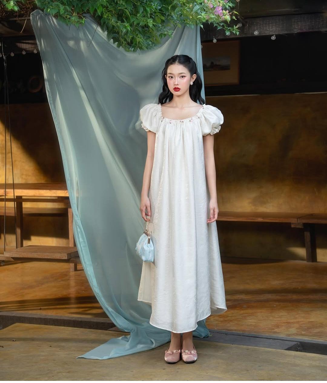 OS - WHITE DRESS_0