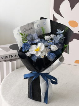 Black Blue Soap Flower Bouqurt