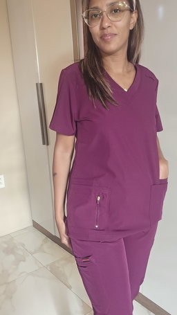 Anastasia Scrub Top Wine (Fubu Performance)