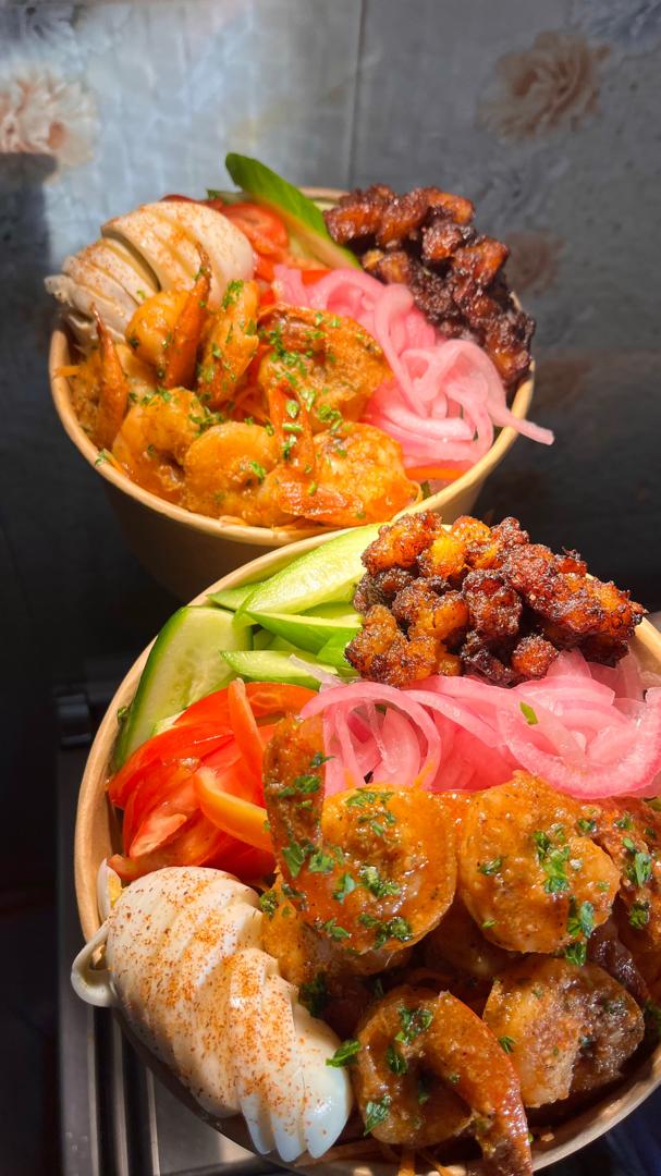 Protein packed salad with Cajun prawns(Tuesday- Friday)_0