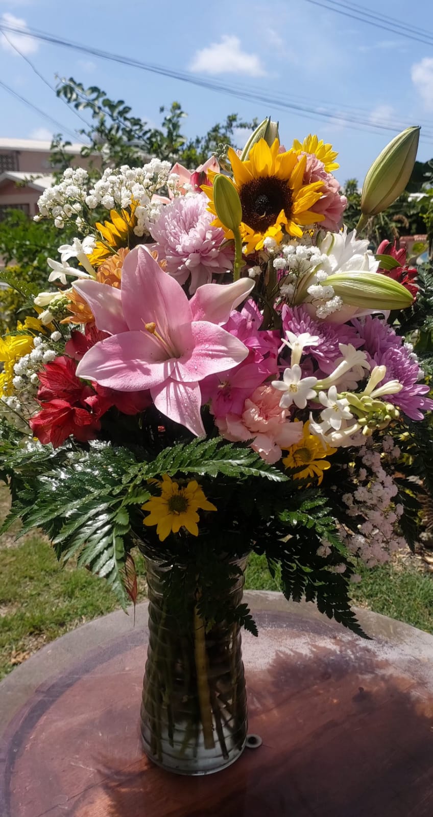 Vase Arrangements_0