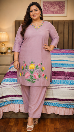 Plus Size Lavender Embellished Co-ord Set 
