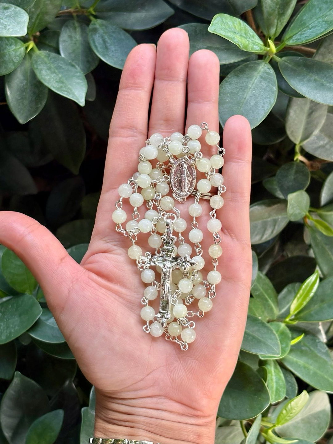 Rosario Jade 6mm en baño de plata