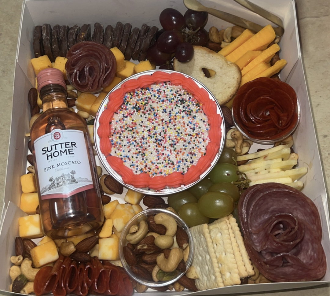 Charcuterie Gift Bites Box with Cake - #3 w/ Moscato