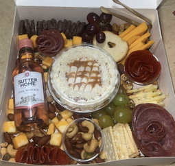 Charcuterie Gift Bites Box with Cake - #4 w/ Moscato & Dulce De Leche
