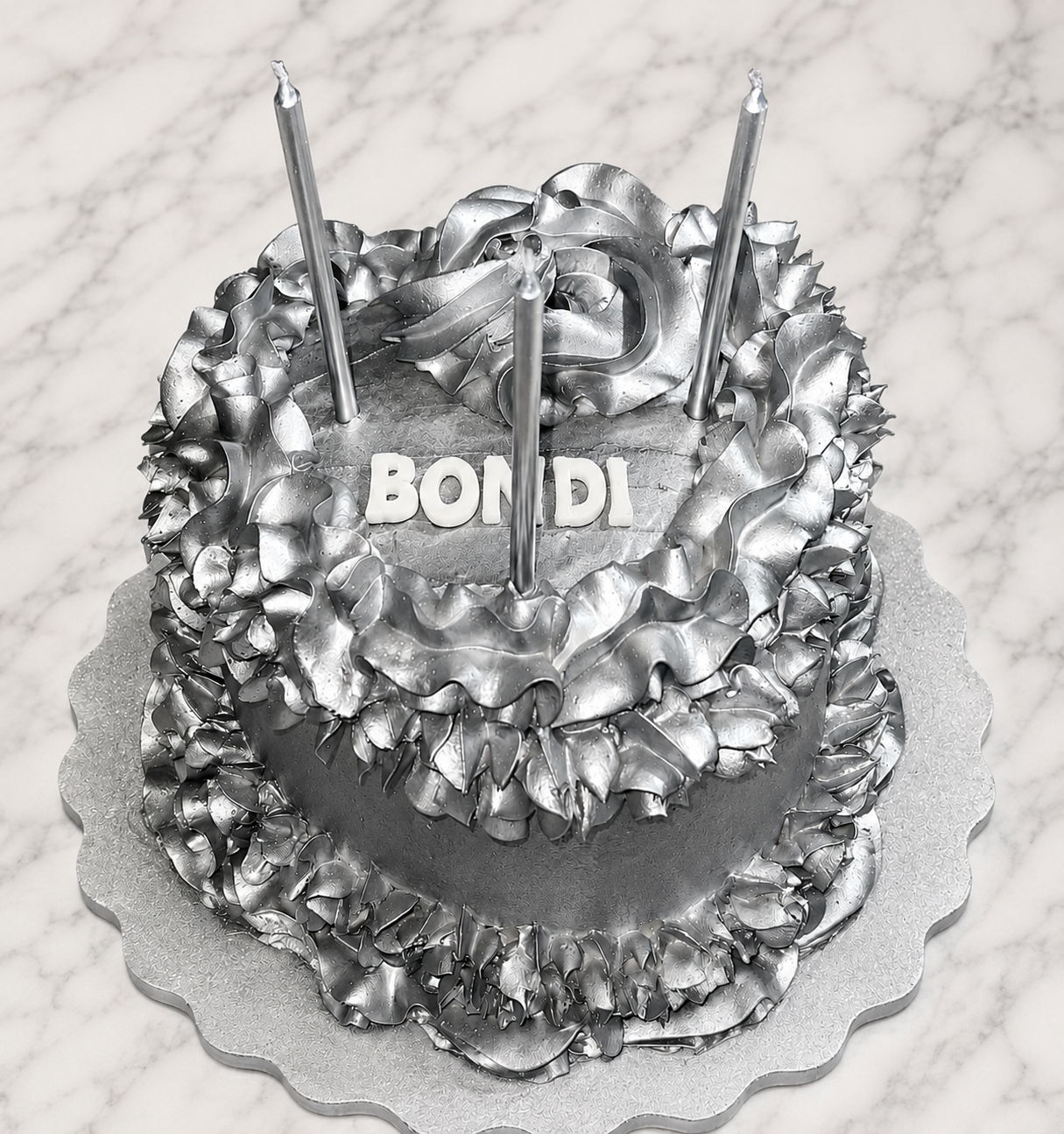 Metallic Silver Heart Cake_0