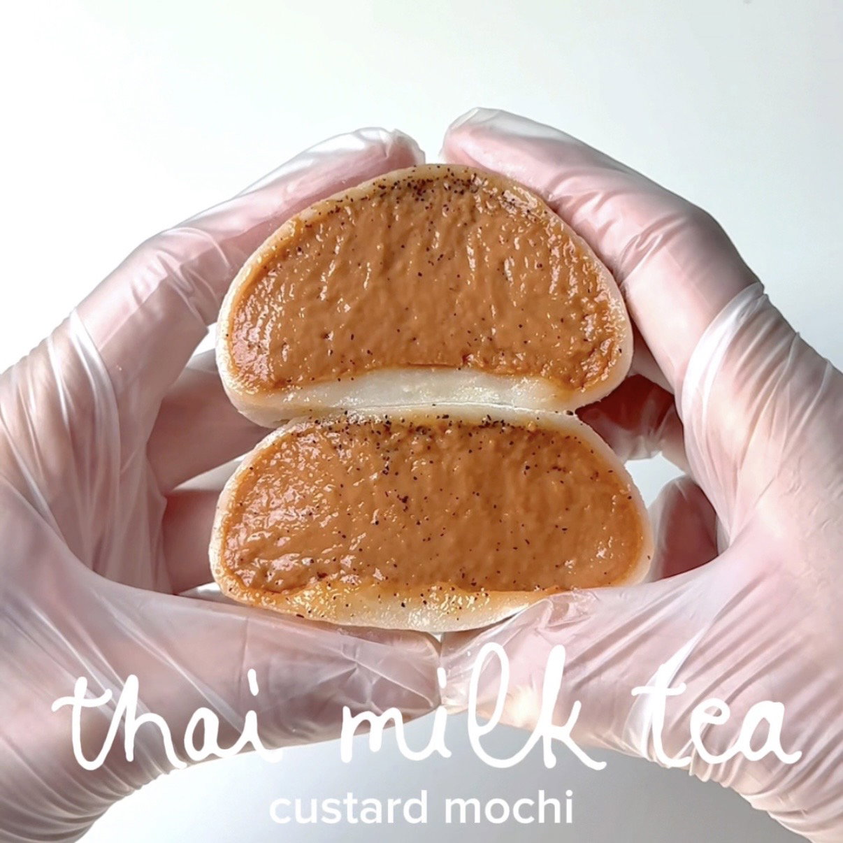 Box of 4 Custard Mochi _4