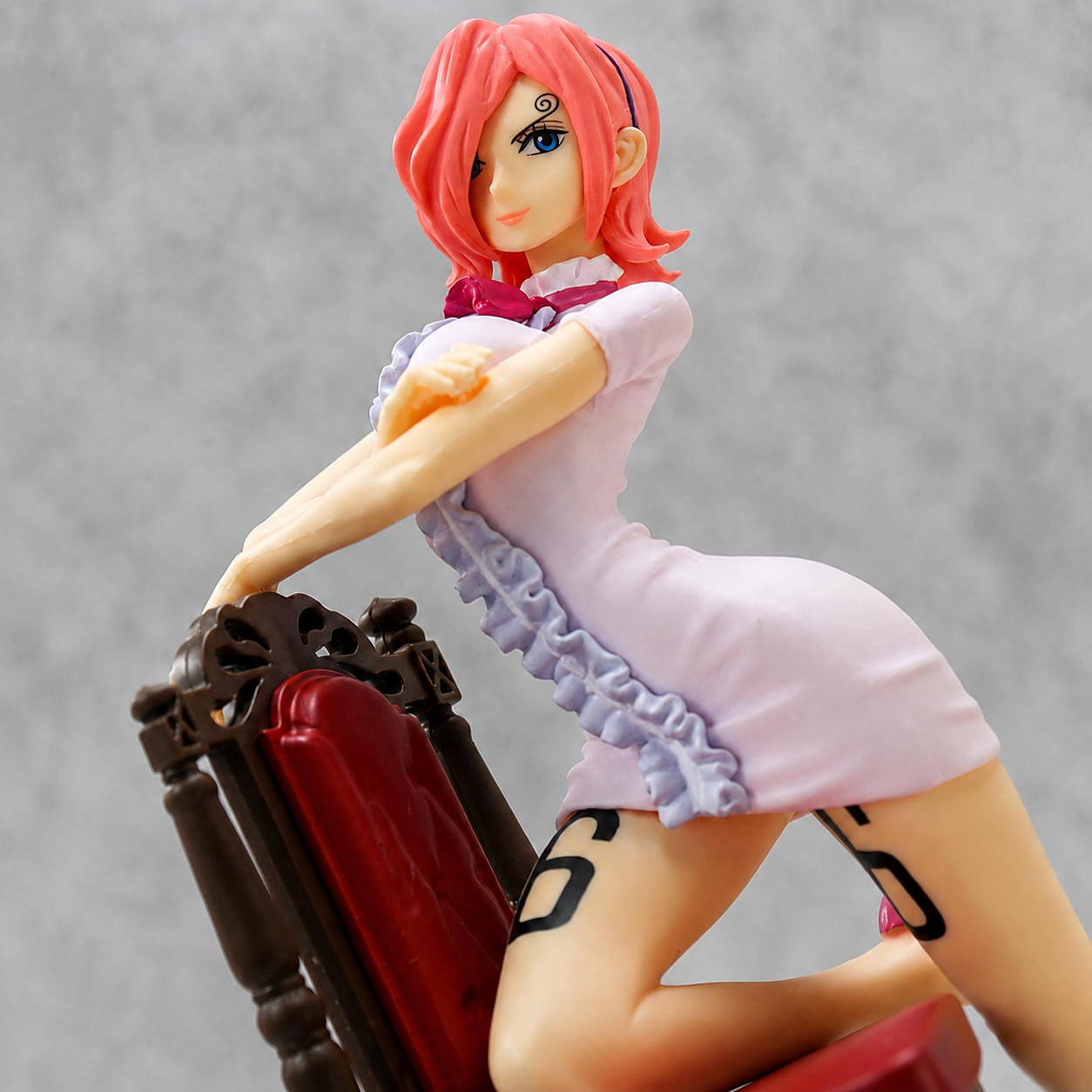 (Japan Version) Girly Girls - Vinsmoke Reiju "ONE PIECE"_1
