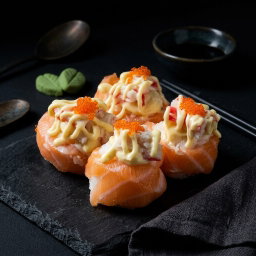 Kani Salmon Mayo (4pcs)
