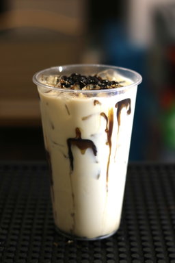 Brown Sugar Fresh Milk 🥛 (With Boba Pearls)
