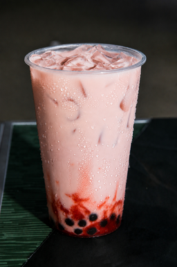 Strawberry Milk Tea 🍓    