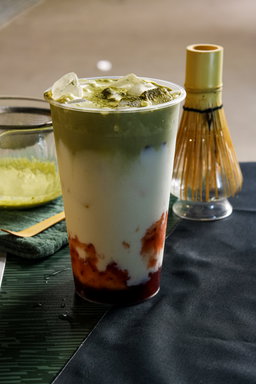 Strawberry Matcha Cloud 🍓