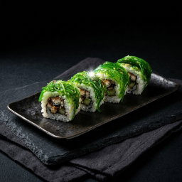 Una Wakame Roll (4pcs)