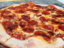 Hot Miel Pepperoni / Hot Honey Pepperoni