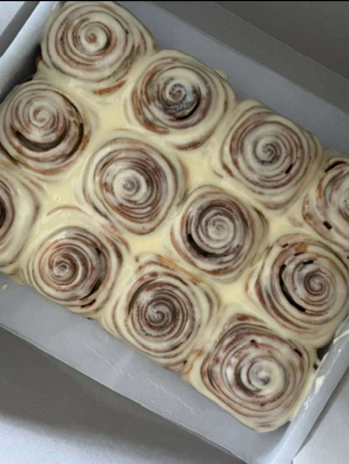 12 Cinnamon Rolls_0