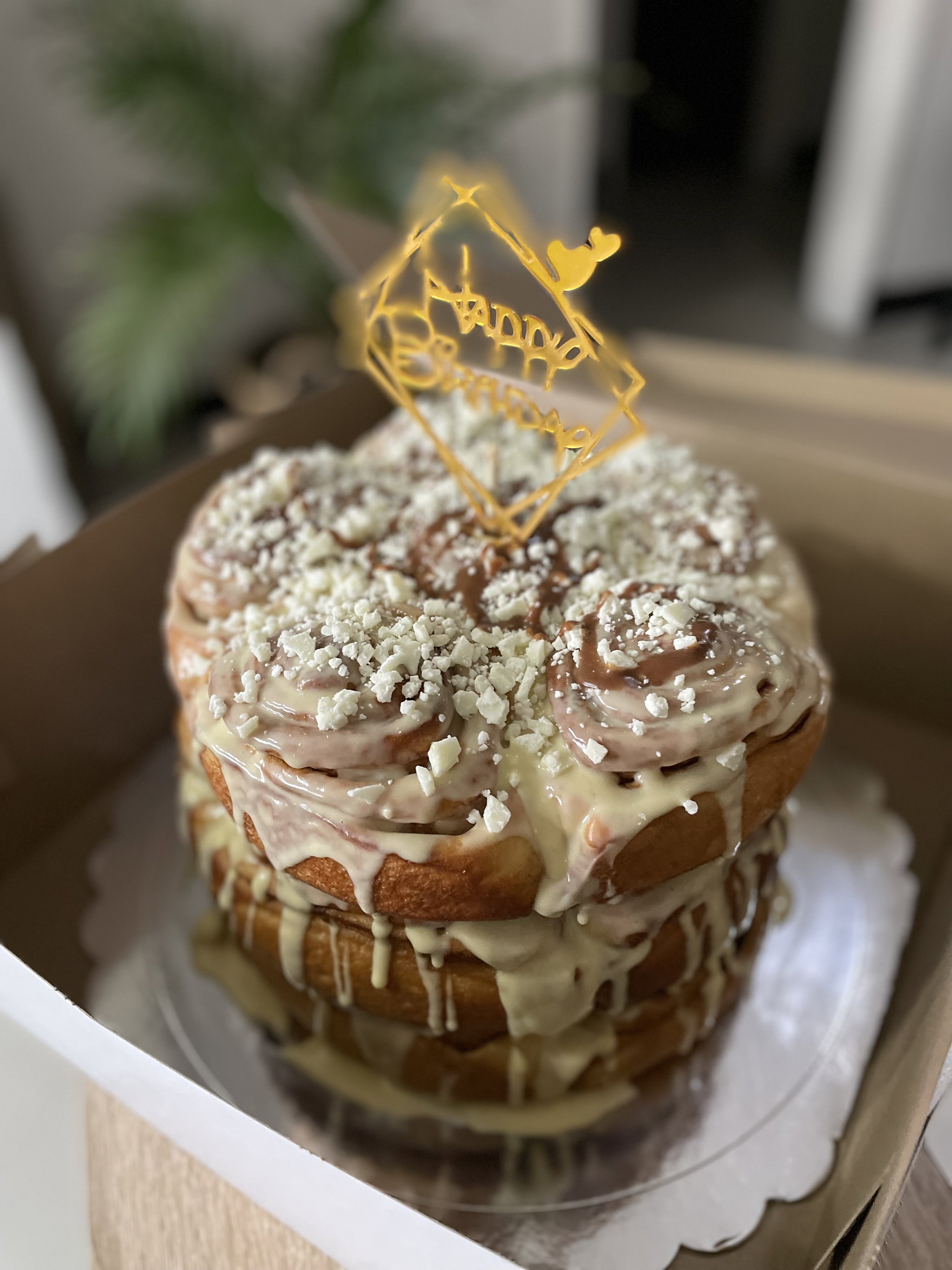 CIMMANON CAKE(CREAM CHEESE)_0