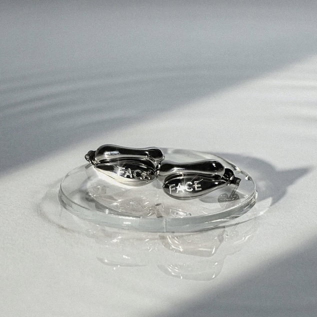 BTS -Jimin “ The Truth Untold”: Earring (SV_F)_1