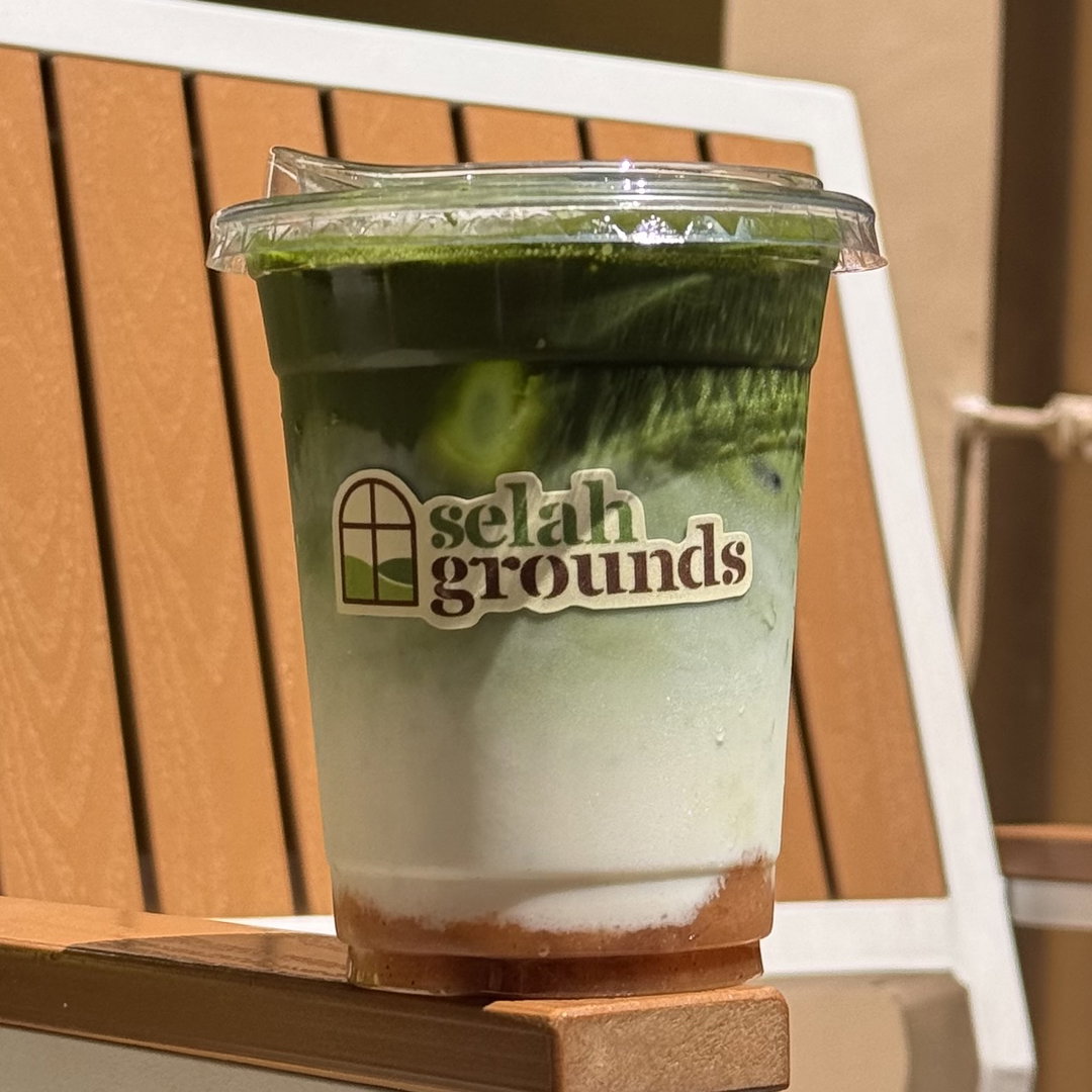 Apple Cinnamon Matcha Latte