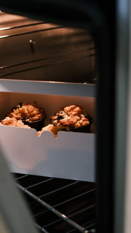 Blueberry Lemon Crumble Muffin