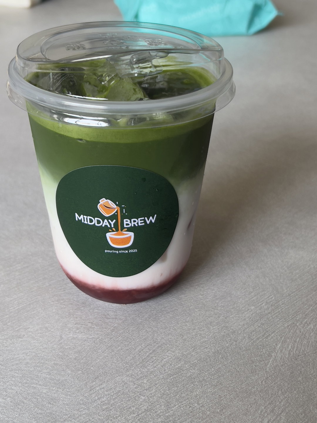 Strawberry Matcha Latte 🍓