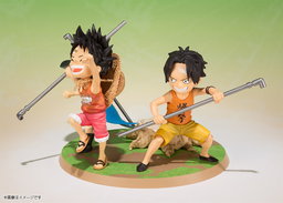 (Japan Version) Figuarts Zero - Monkey D. Luffy Portgas D. Ace  Sabo "ONE PIECE"