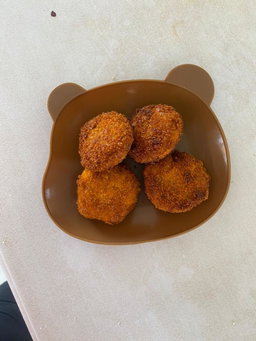 Chicken Nuggets | Tots 