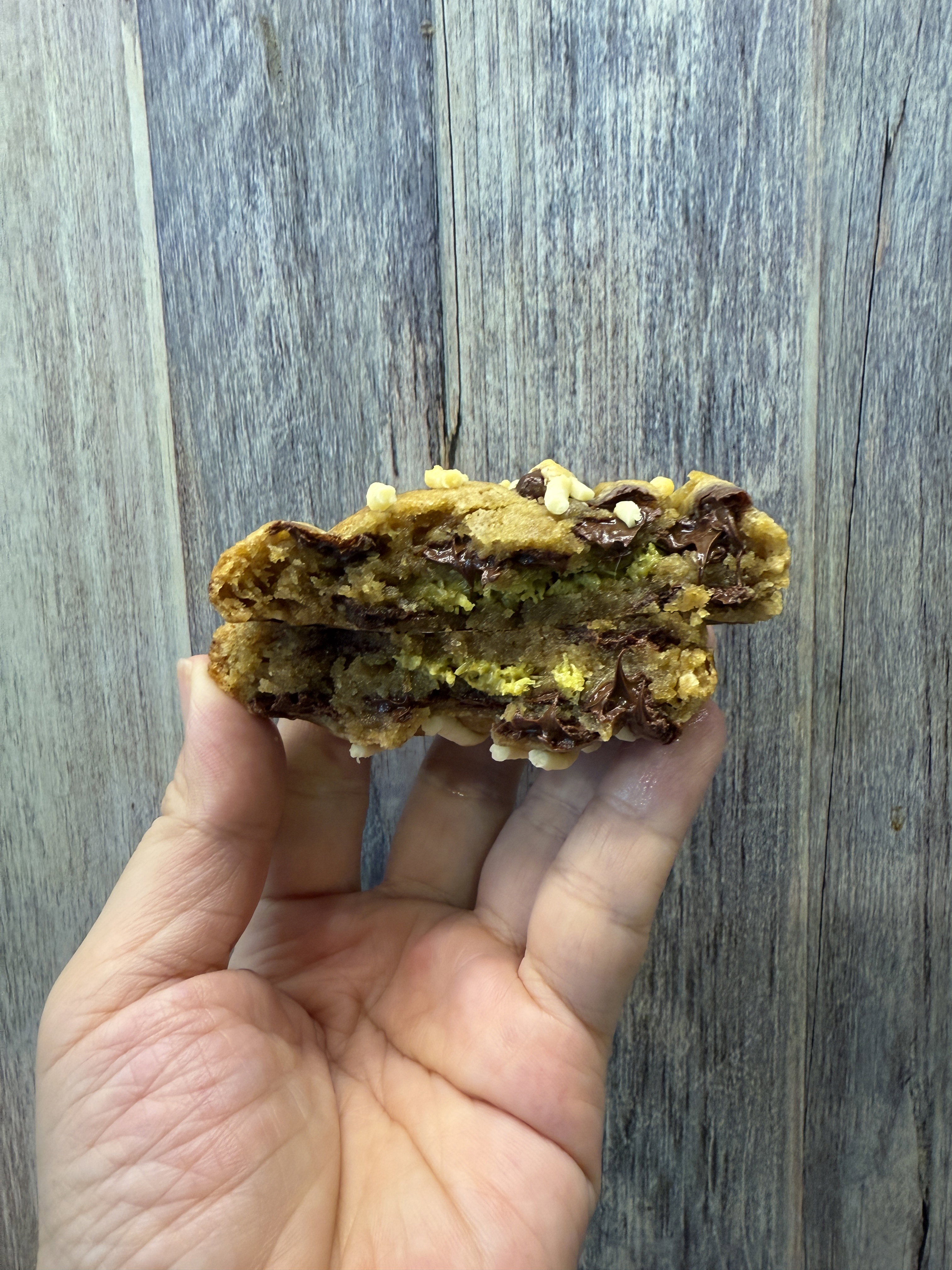 Sourdough Kunafa Pistachio Chocolate chip cookies
