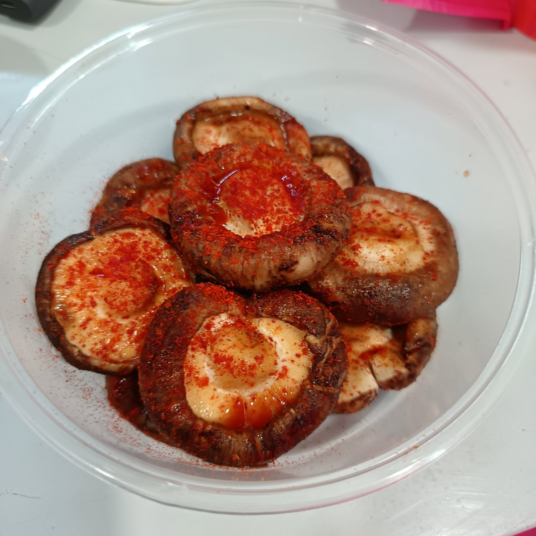 34. 烤香菇 Mushroom (支 / PC)
