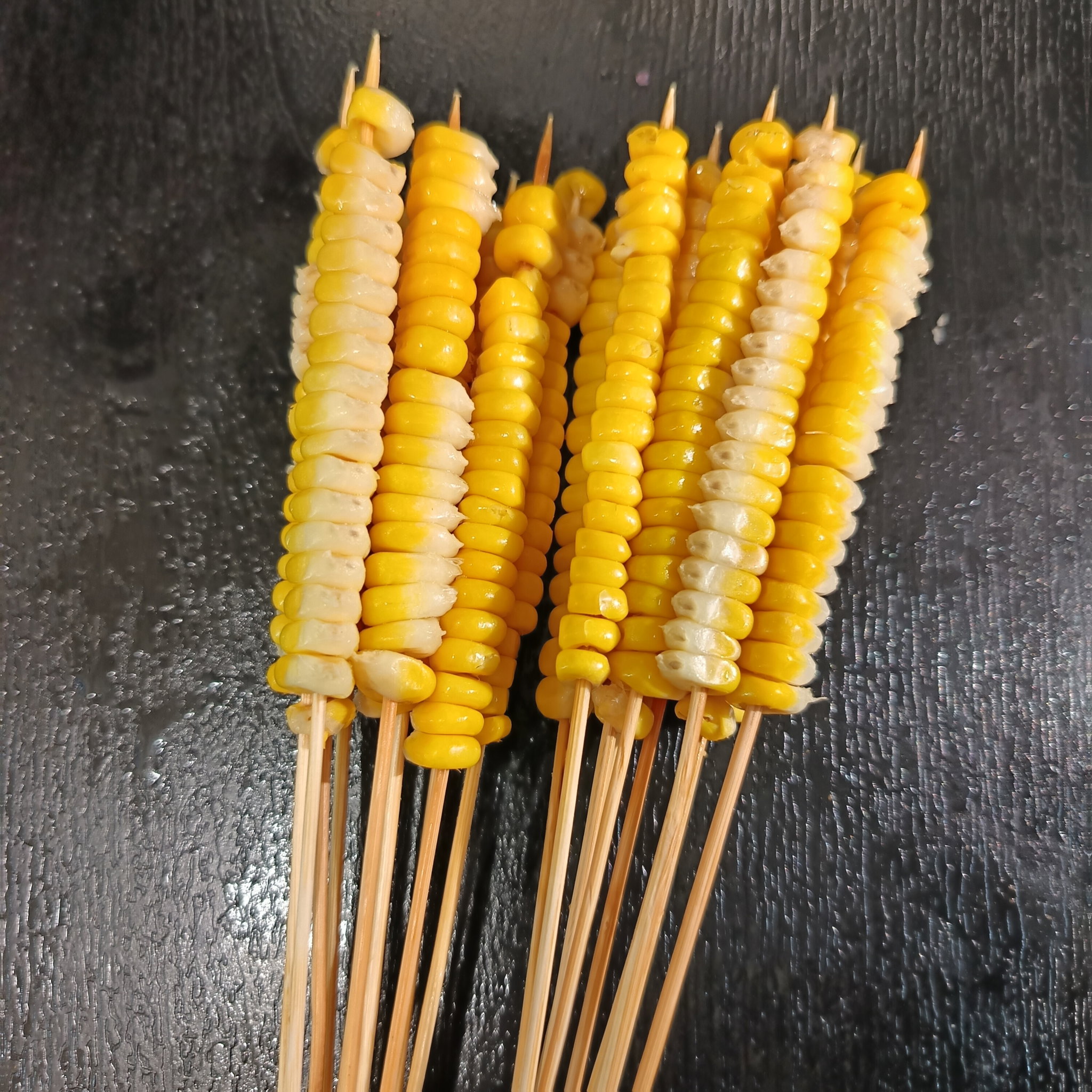 30. 烤玉米粒串  (1把10支) Corn Stick (10 pcs)_0