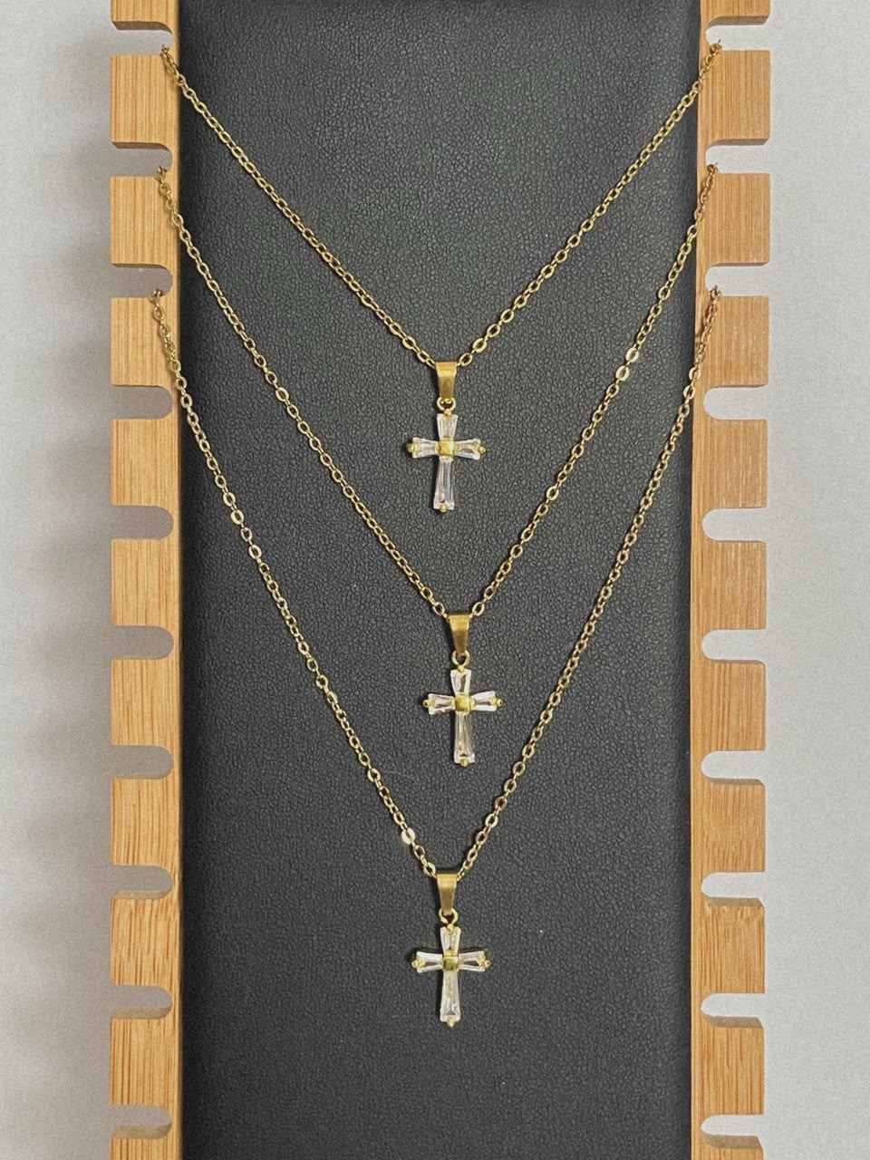 Cross pendant