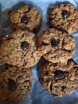 Noah's caramel crunch cookies